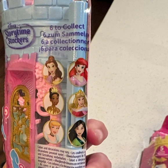 Disney Princess Mystery Castle Pack - Pink, Blue, Yellow Storytime Stackers - Picture 6 of 11